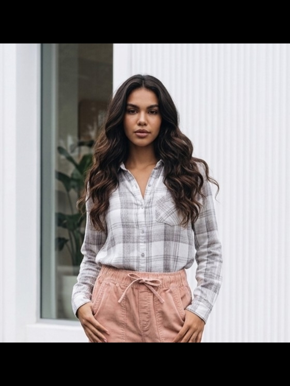 Mudd Gray and White Plaid Button-Down Shirt